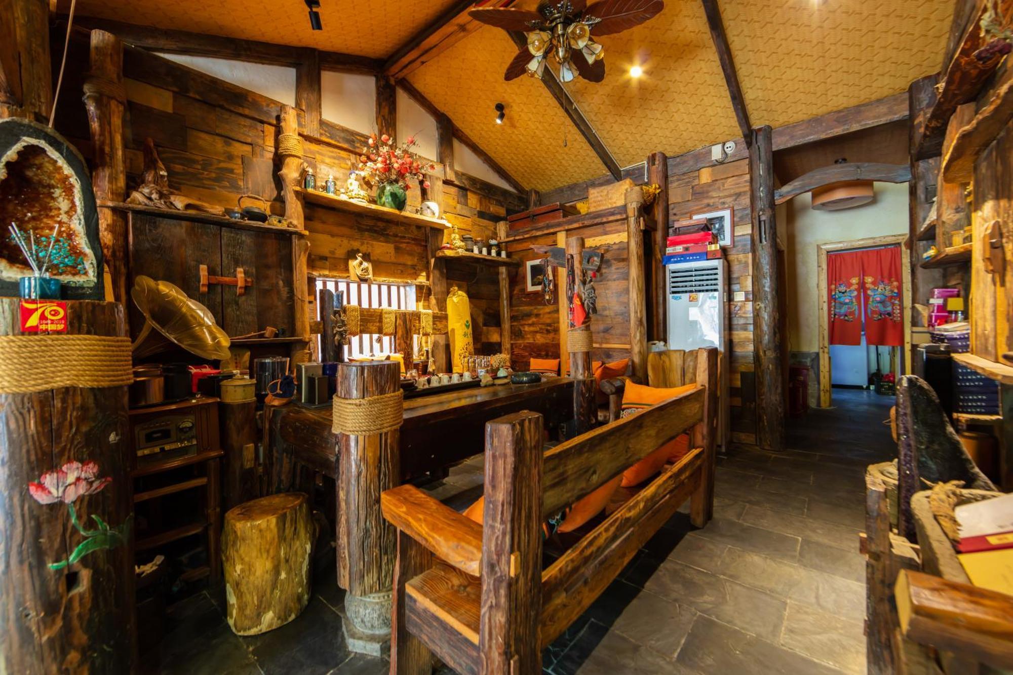 Butterfly Flowers Inn Жангжиаже Екстериор снимка