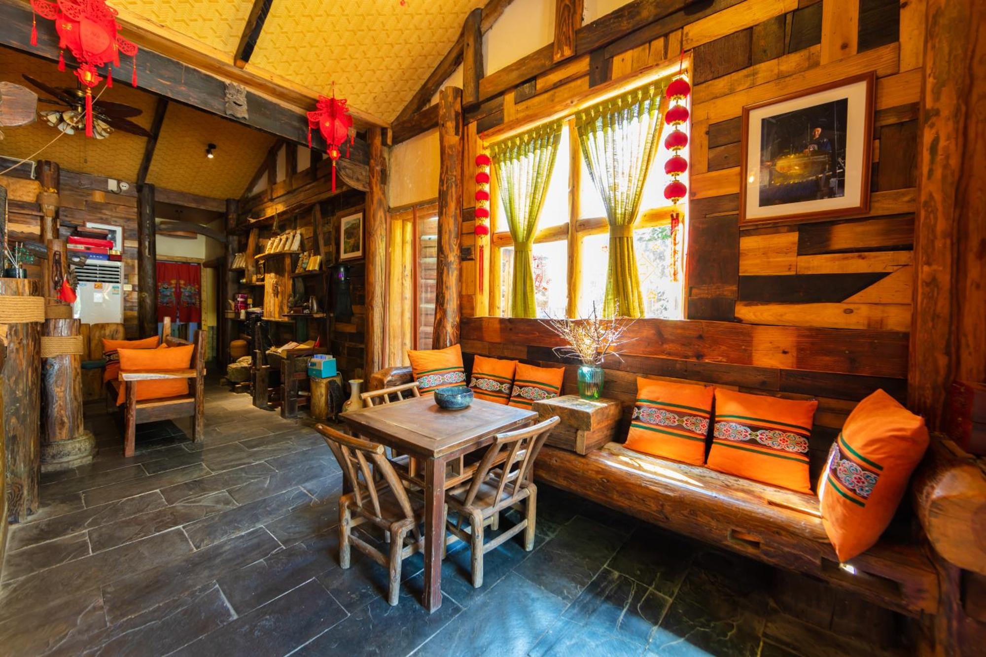 Butterfly Flowers Inn Жангжиаже Екстериор снимка