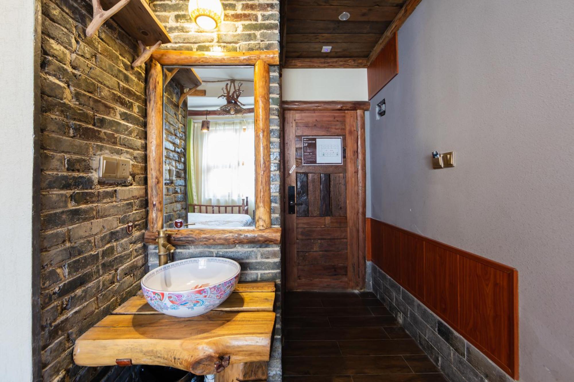 Butterfly Flowers Inn Жангжиаже Екстериор снимка